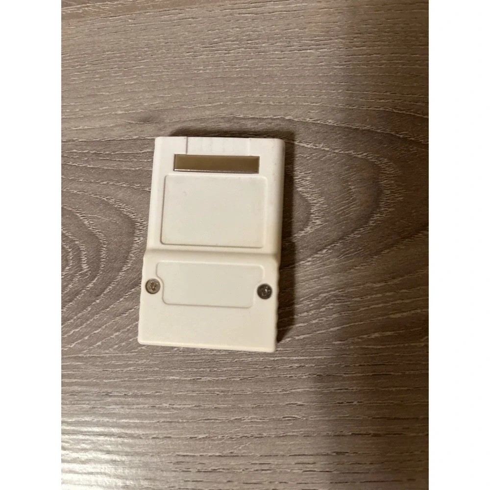 GC 8MB‎ Memory Card for Nintendo GameCube White Video Game Storage Accessory